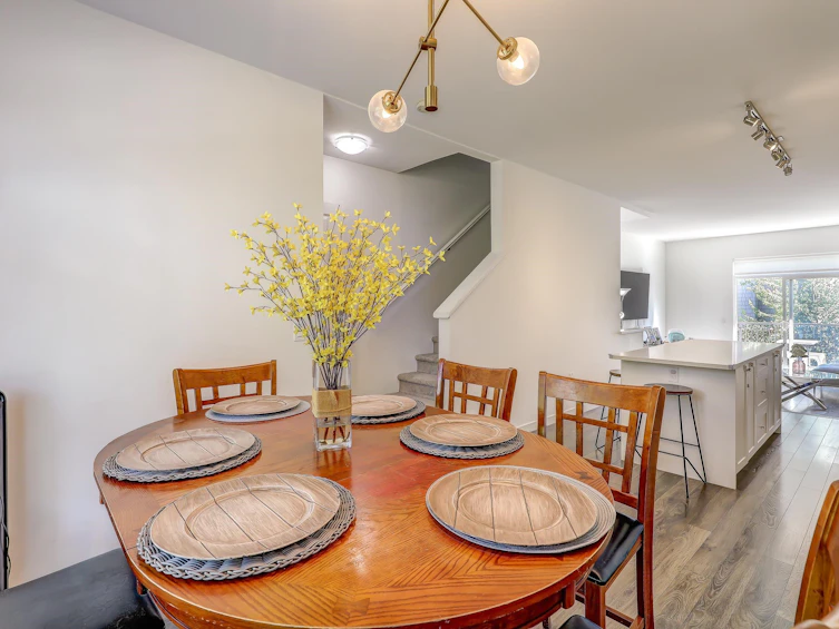 24-15487 99a Avenue, Surrey, BC, V3R 0G9 - 15