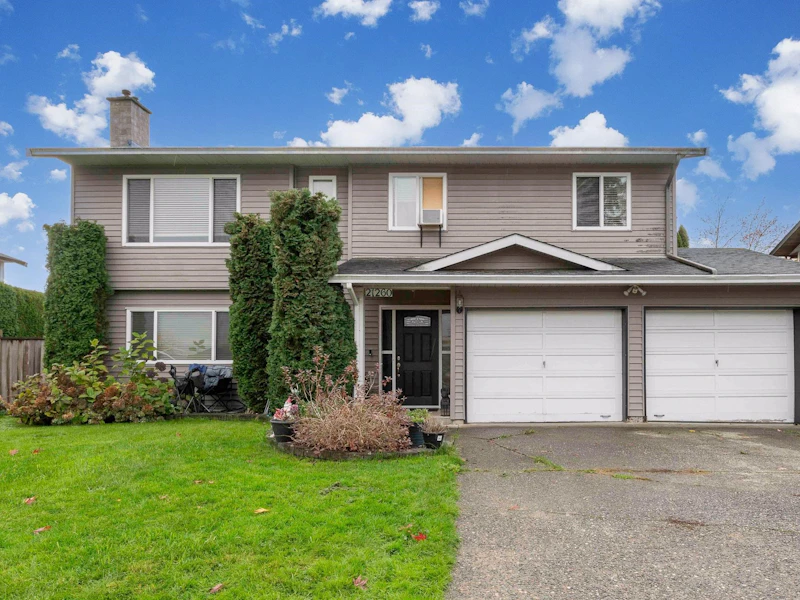 21260 95th Avenue, Langley BC V1M 1L8