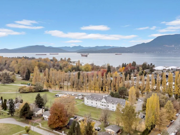 309-3755 W 8th Avenue, Vancouver, BC, V6R 1Z2 - 29