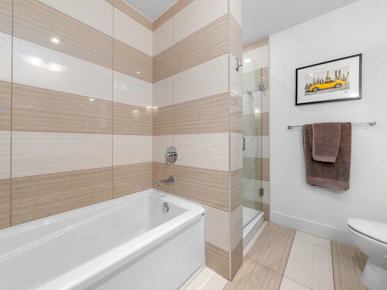 420-3602 Aldercrest Drive, North Vancouver, BC, V7G 0A2 - 14