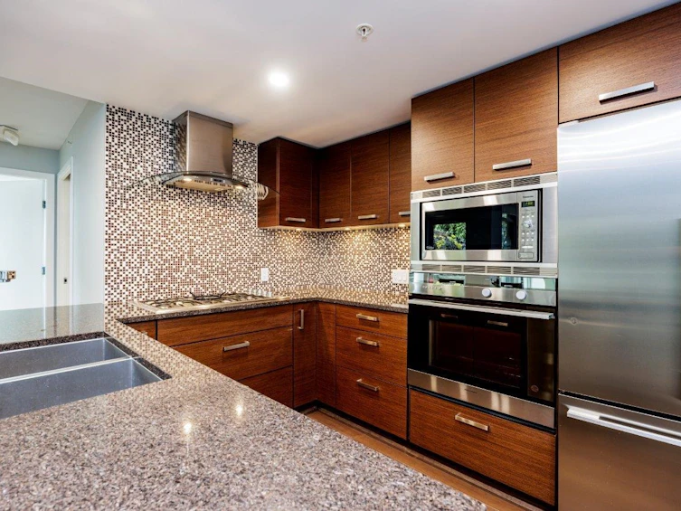 108-210 W 13th Street, North Vancouver, BC, V7M 1N7 - 5