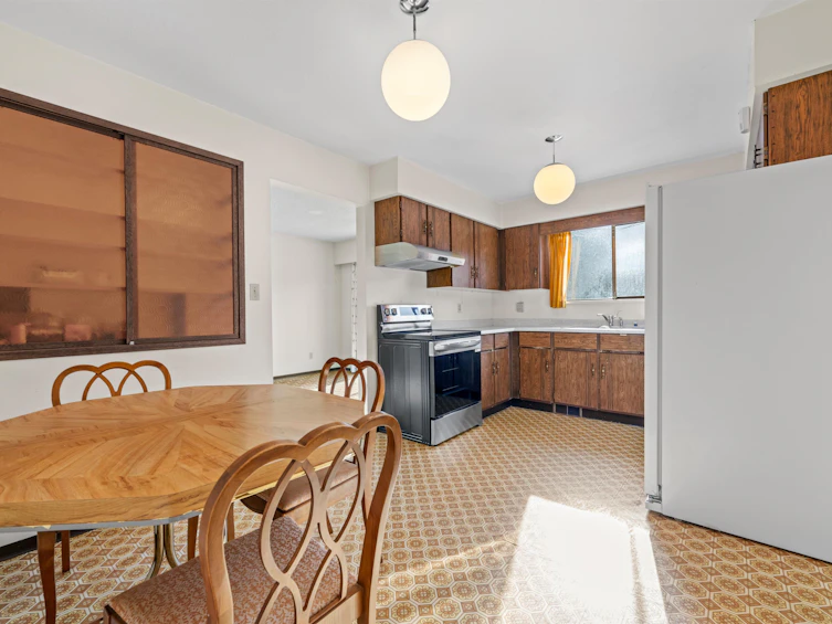1006 Hendecourt Road, North Vancouver, BC, V7K 2W9 - 6