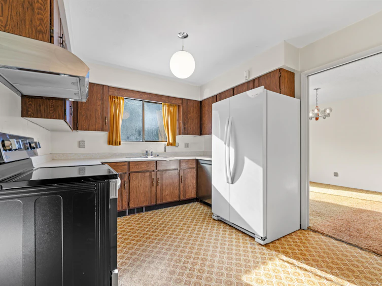 1006 Hendecourt Road, North Vancouver, BC, V7K 2W9 - 3
