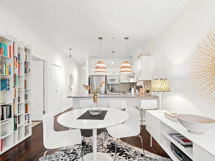 207-1388 Nelson Street, Vancouver, BC, V6E 1J9 - 11
