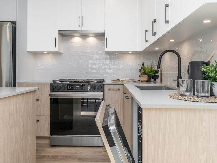 213-27218 Aldergrove Town Centre Drive, Langley, BC, V4W 0E2 - 6