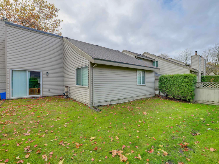 6101 W Greenside Drive, Surrey, BC, V3S 5M8 - 4