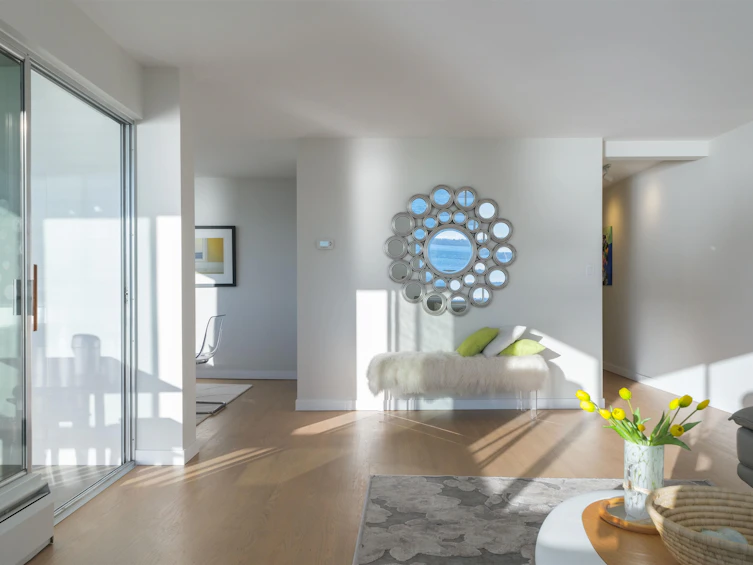 102-2246 Bellevue Avenue, West Vancouver, BC, V7V 1C6 - 9
