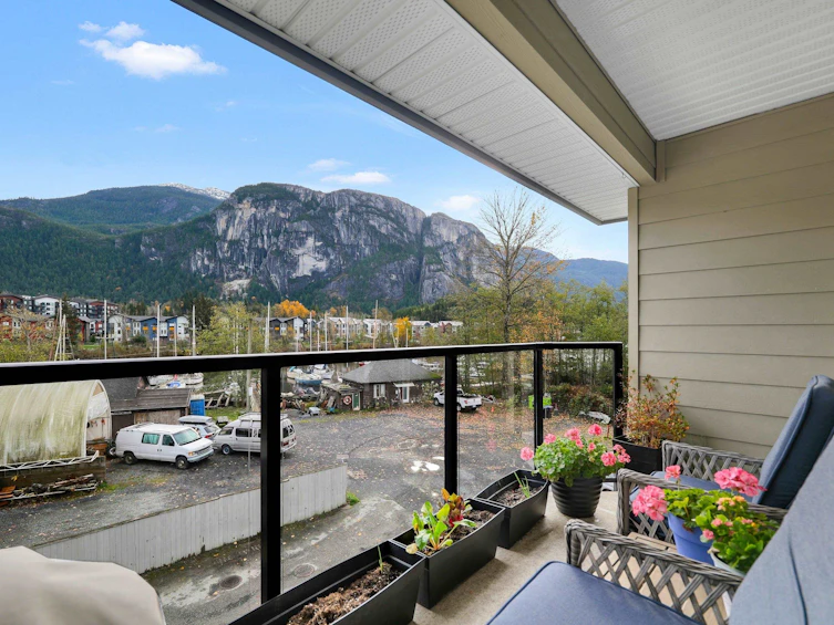 301-1466 Pemberton Avenue, Squamish, BC, V0N 3G0 - 5