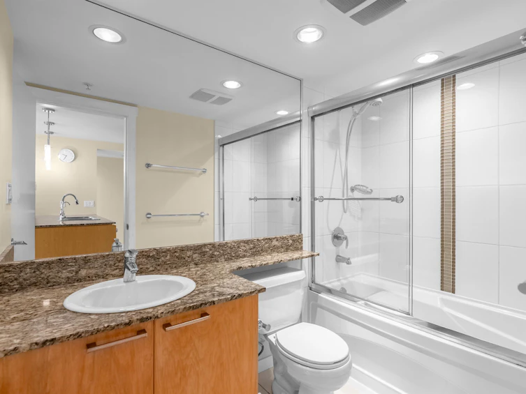 1702-5811 No. 3 Road, Richmond, BC, V6X 2C9 - 13