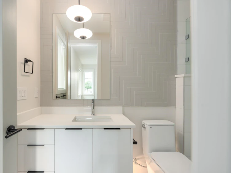 615 Nicola Avenue, Coquitlam, BC, V3J 7W8 - 24