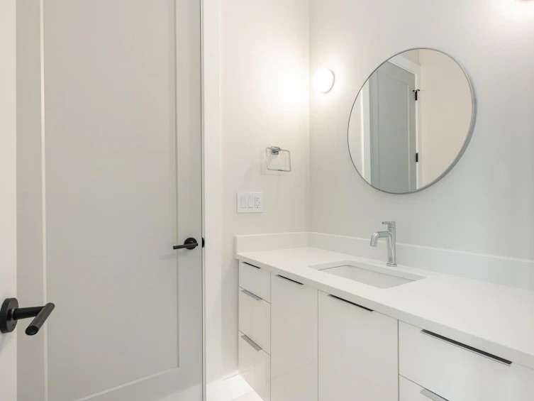 615 Nicola Avenue, Coquitlam, BC, V3J 7W8 - 26