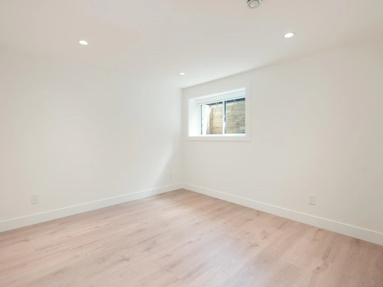 615 Nicola Avenue, Coquitlam, BC, V3J 7W8 - 37