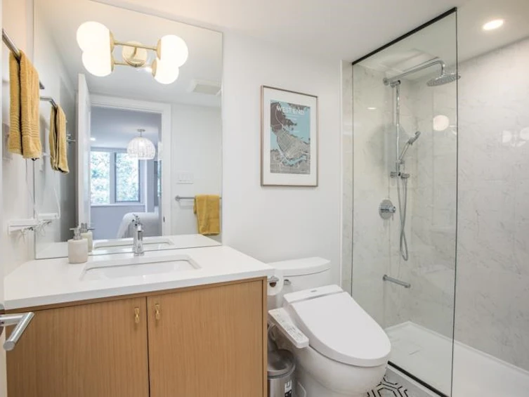 202-1500 Haro Street, Vancouver, BC, V6G 1G5 - 16