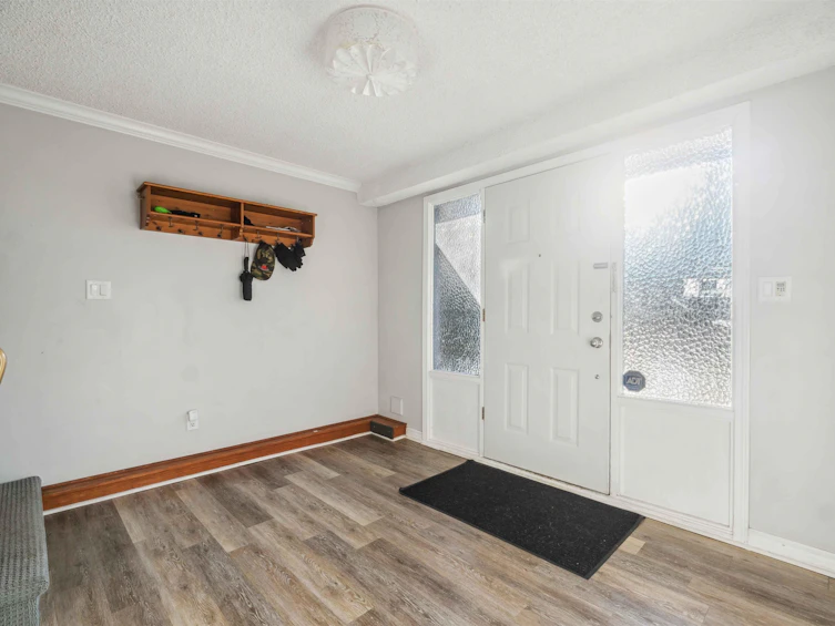 2436 Midas Street, Abbotsford, BC, V2S 4R3 - 4