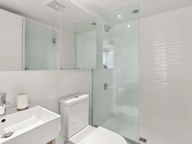 907-565 Smithe Street, Vancouver, BC, V6B 0E4 - 15