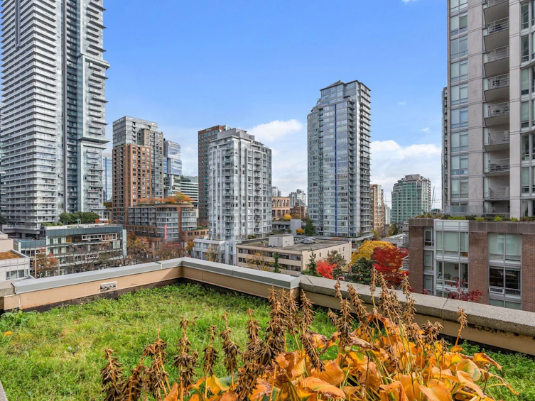 907-565 Smithe Street, Vancouver, BC, V6B 0E4 - 24