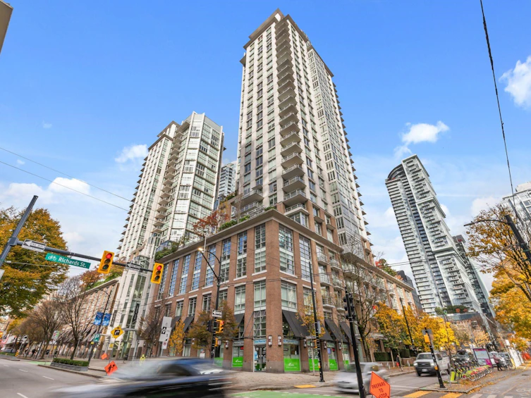907-565 Smithe Street, Vancouver, BC, V6B 0E4 - 2