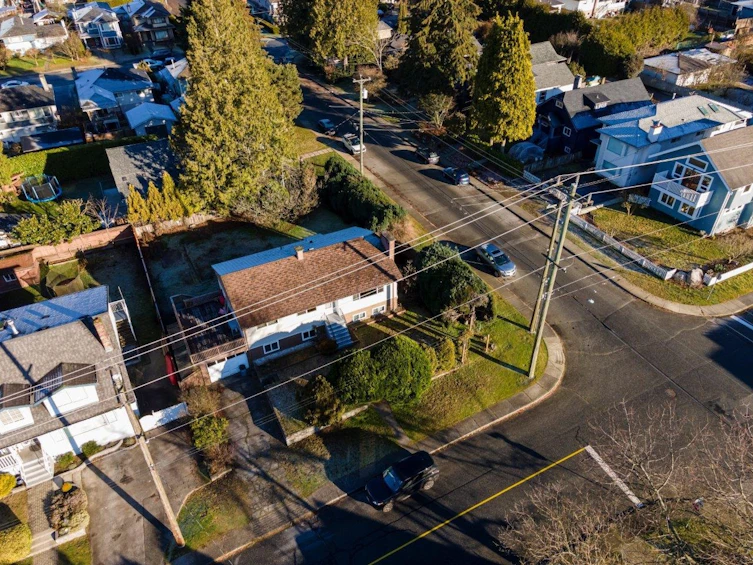 780 E 16th Street, North Vancouver, BC, V7L 2V1 - 6