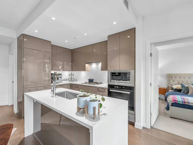 107-5189 Cambie Street, Vancouver, BC, V5Z 0J4 - 8
