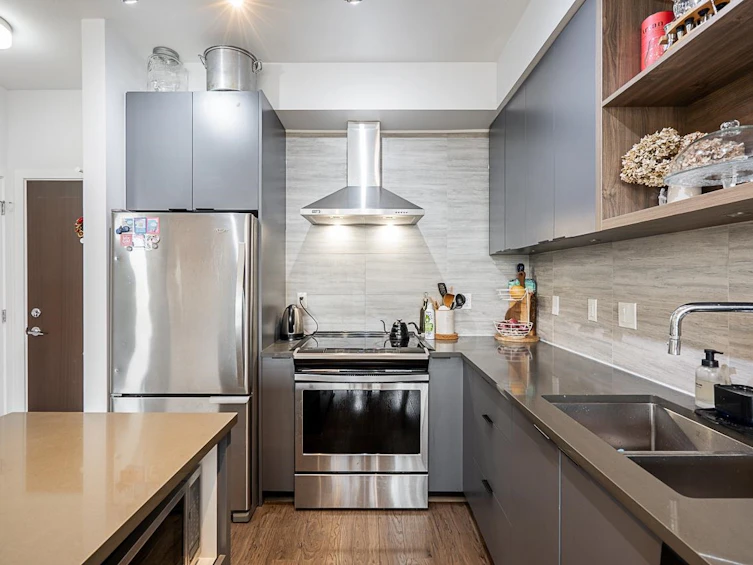 PH18-5355 Lane Street, Burnaby, BC, V5H 0H1 - 17