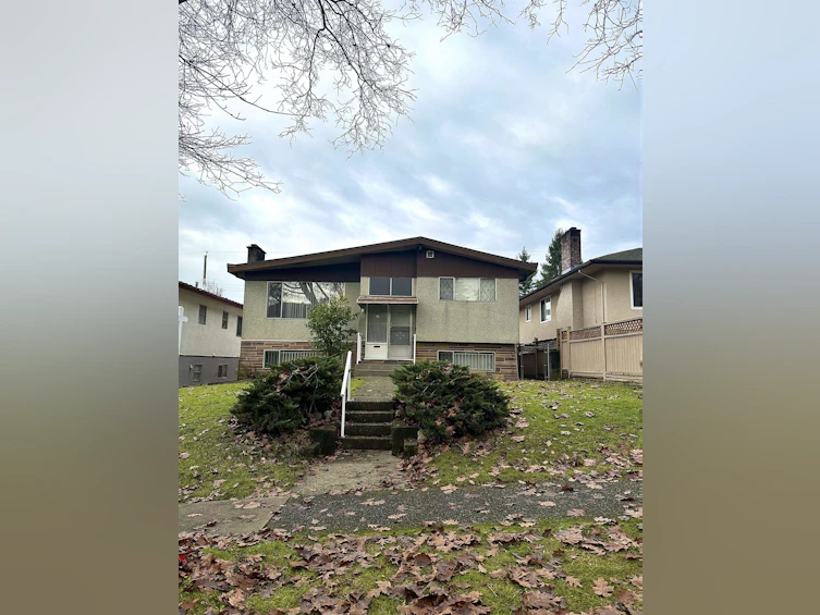 2007 E 2nd Avenue, Vancouver, BC, V5N 1E6 - 3