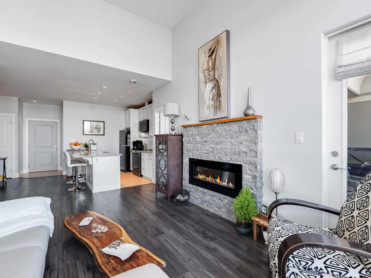 421-2970 King George Boulevard, Surrey, BC, V4P 0E6 - 11