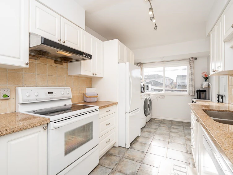 3738 Forest Street, Burnaby, BC, V5G 1W6 - 6