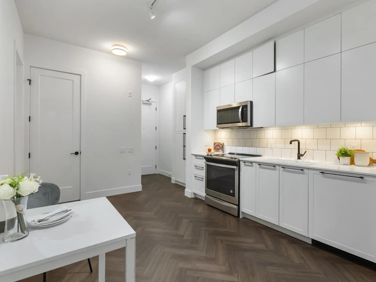 122-14968 101a Avenue, Surrey, BC, V3R 0E8 - 6