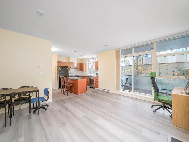 205-5611 Goring Street, Burnaby, BC, V5B 0A3 - 23