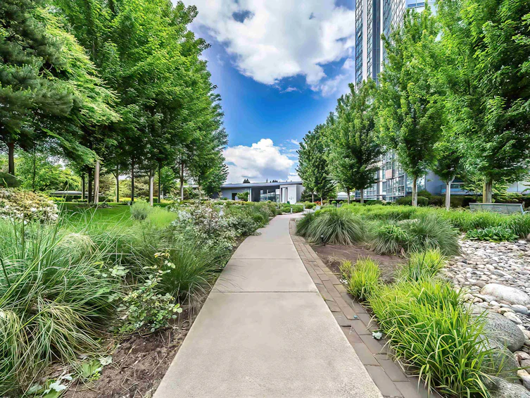 205-5611 Goring Street, Burnaby, BC, V5B 0A3 - 28