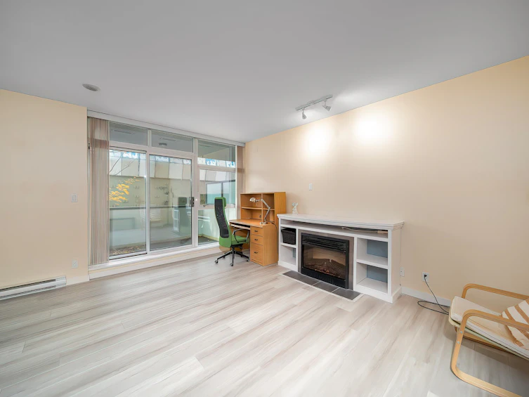 205-5611 Goring Street, Burnaby, BC, V5B 0A3 - 22