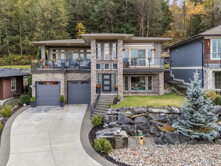 216-51075 Falls Court, Chilliwack, BC, V4Z 1K7