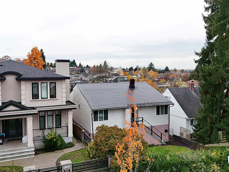 3554 Haida Drive, Vancouver, BC, V5M 3Z4 - 2