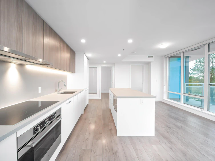 801-13318 104 Avenue, Surrey, BC, V3T 0R2 - 10