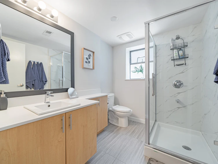 2131 Fraserview Drive, Vancouver, BC, V5P 2N2 - 24
