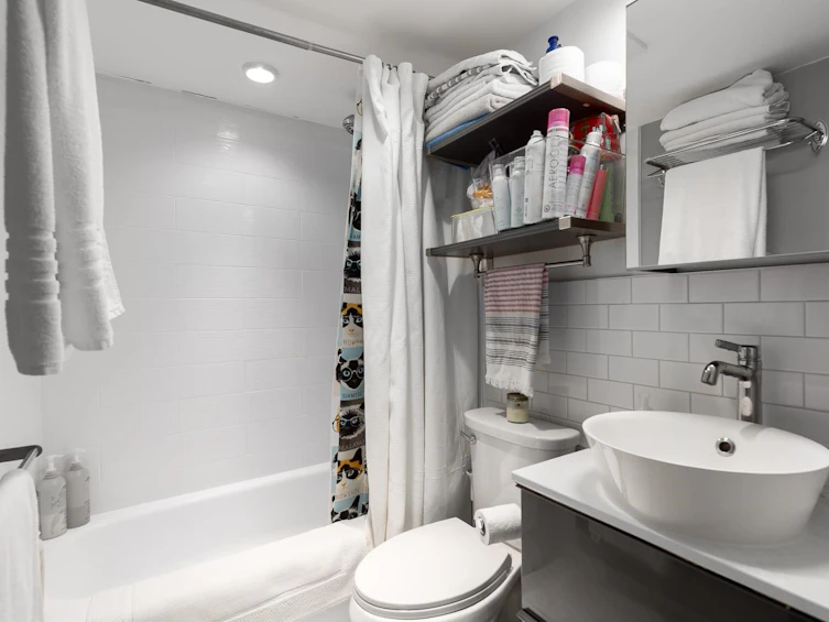 304-1352 W 10th Avenue, Vancouver, BC, V6H 1J6 - 16