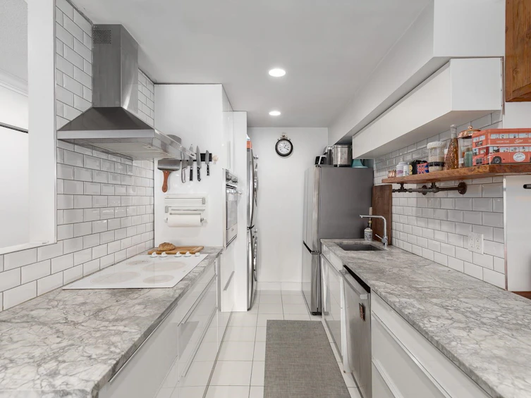 304-1352 W 10th Avenue, Vancouver, BC, V6H 1J6 - 6