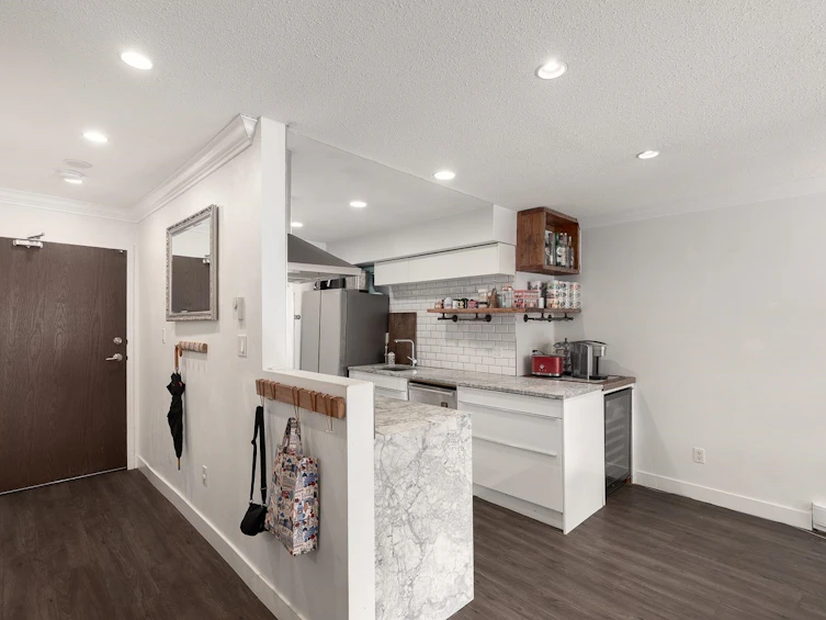 304-1352 W 10th Avenue, Vancouver, BC, V6H 1J6 - 4