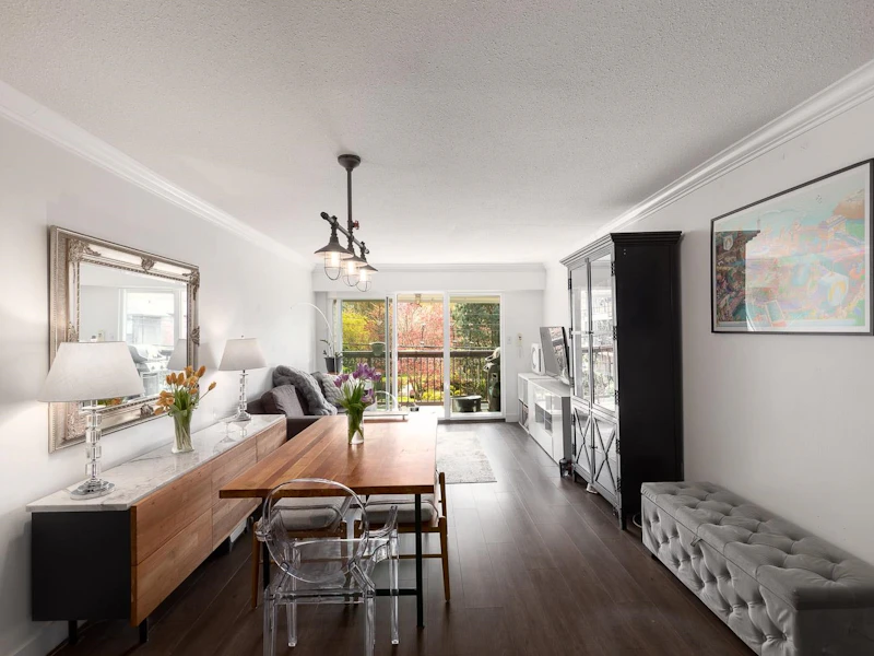 304 - 1352 W 10th Avenue, Vancouver BC V6H 1J6