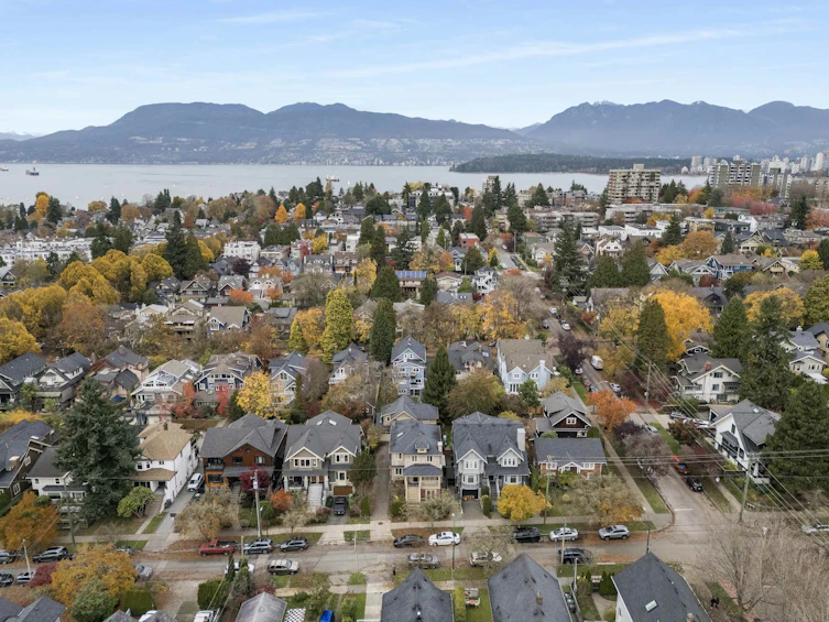 2525 W 7th Avenue, Vancouver, BC, V6K 1Y8 - 20
