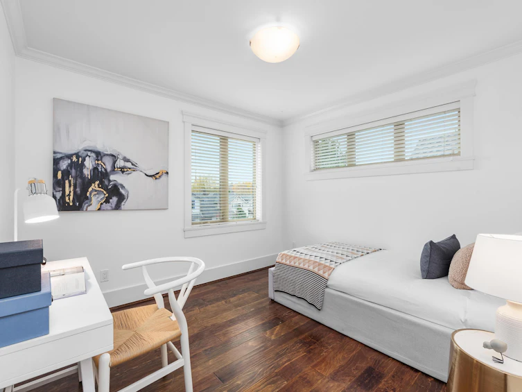 2525 W 7th Avenue, Vancouver, BC, V6K 1Y8 - 8