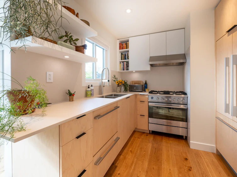2254 Ferndale Street, Vancouver, BC, V5L 1Y5 - 10
