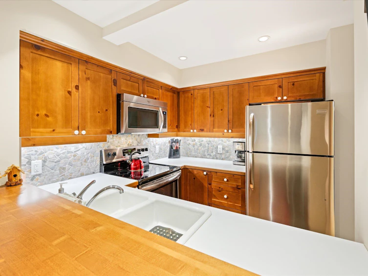 24-4661 Blackcomb Way, Whistler, BC, V8E 0Z1 - 6