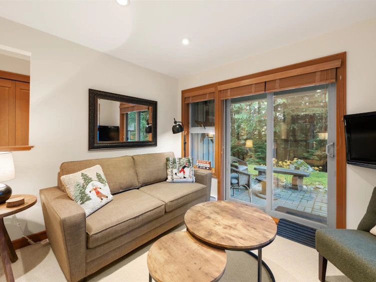 24-4661 Blackcomb Way, Whistler, BC, V8E 0Z1 - 3