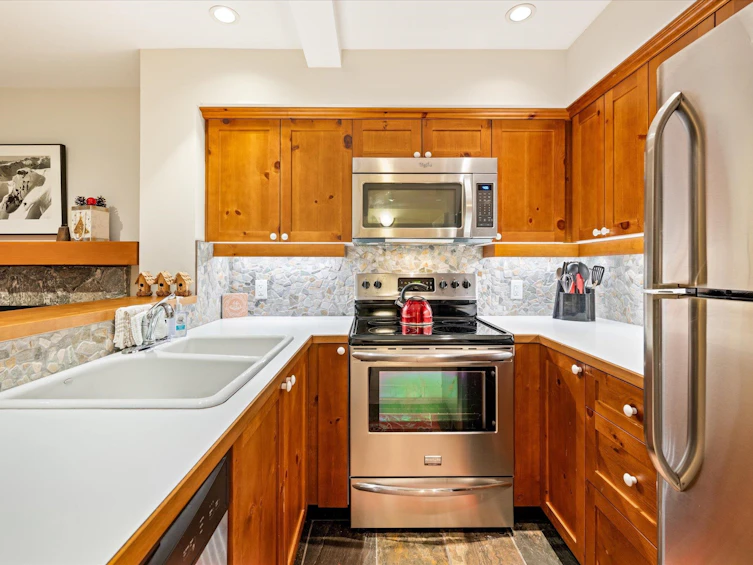 24-4661 Blackcomb Way, Whistler, BC, V8E 0Z1 - 7