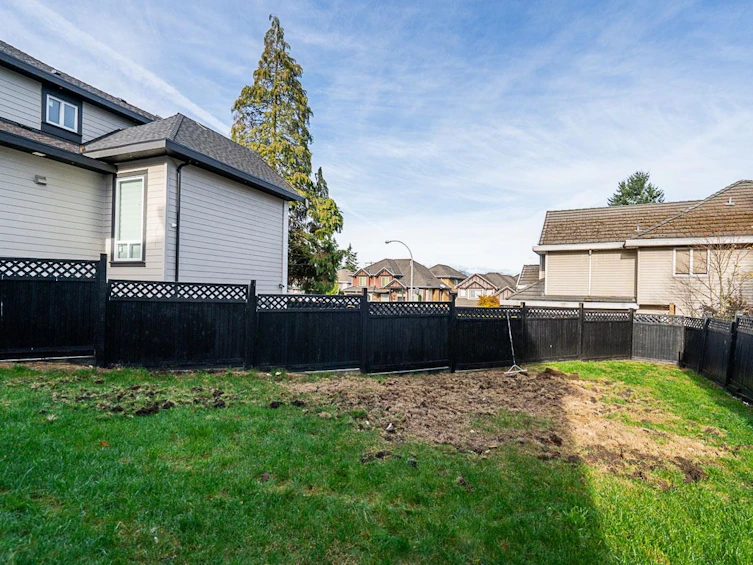 14271 Grosvenor Road, Surrey, BC, V3R 5H2 - 5