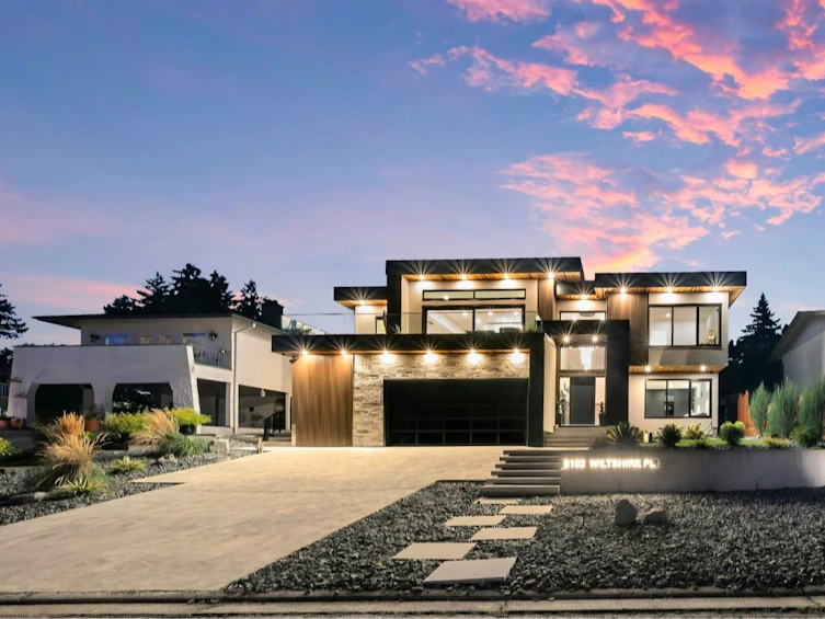 8102 Wiltshire Place, Delta, BC, V4C 6T2 - 2