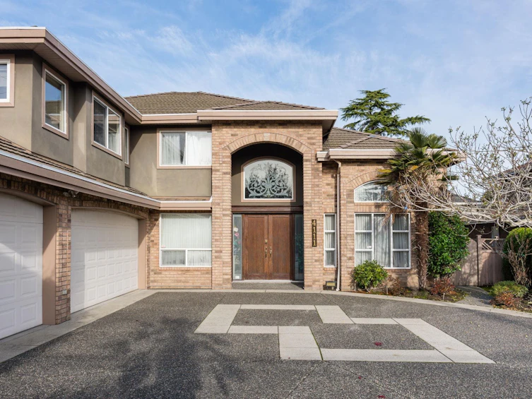4111 Blundell Road, Richmond, BC, V7C 1G7 - 2