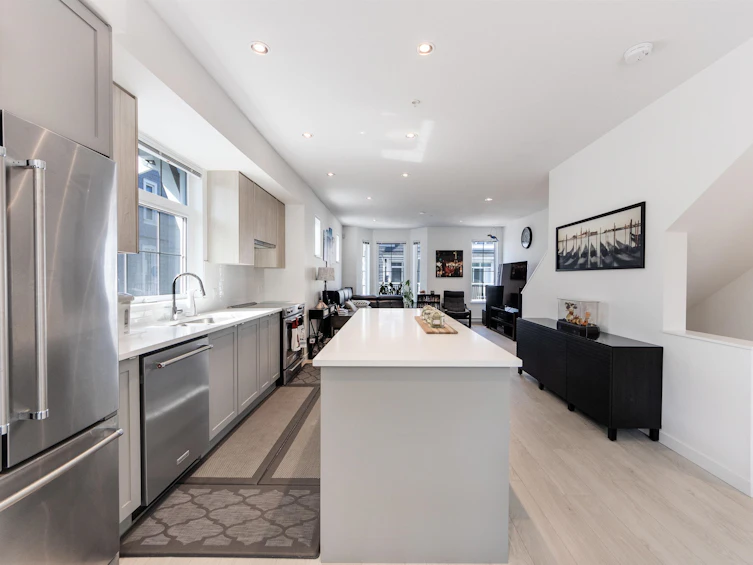 8-2560 Pitt River Road, Port Coquitlam, BC, V3C 1R9 - 6