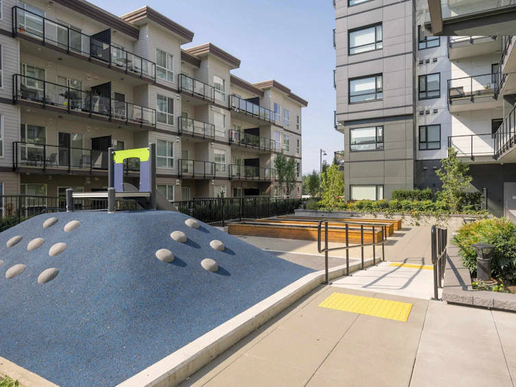 209-10777 138 Street, Surrey, BC, V3T 0T5 - 39